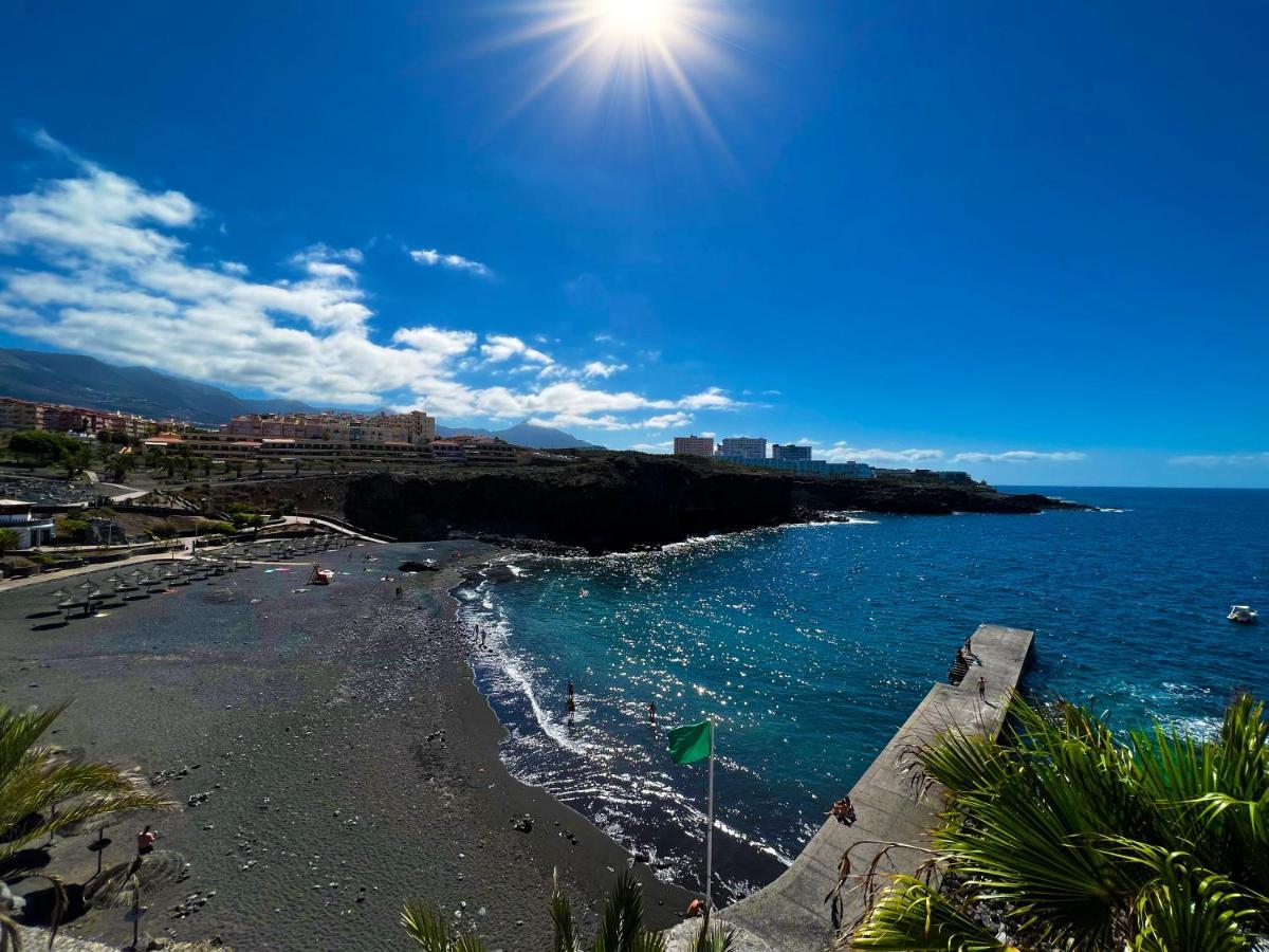 At The Ocean's Edge Apartament